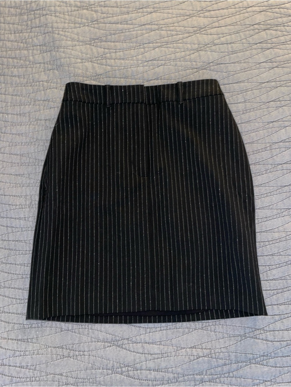 NWOT White House Black Market Black Stripped Mini Pencil Skirt Size 00